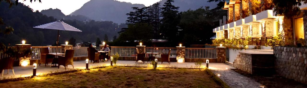 Season Hotel Nainital Buitenkant foto