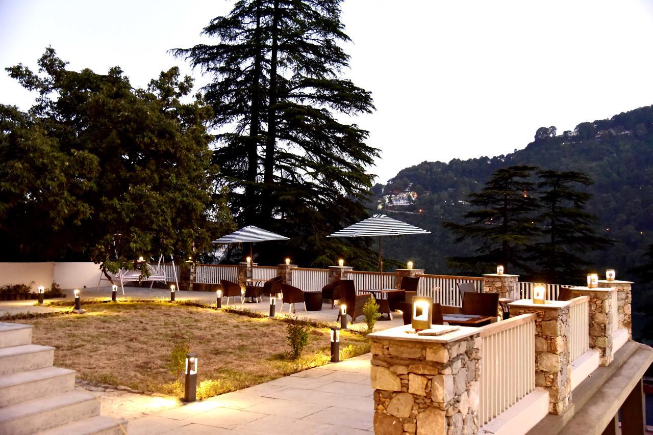 Season Hotel Nainital Buitenkant foto